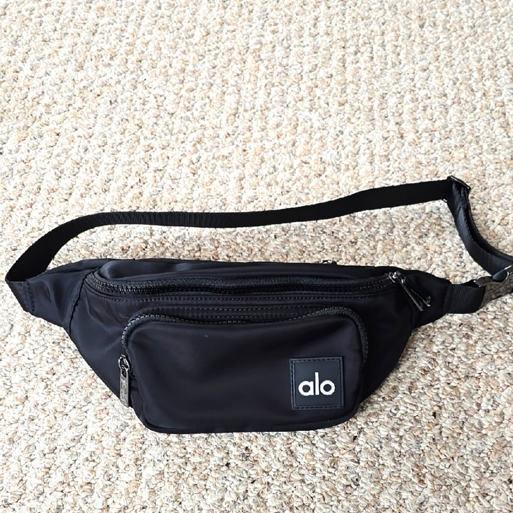 ALO Explorer Belt Bag/Fanny Pack